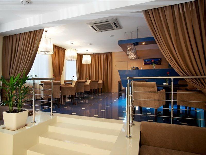 Teatralny Hotel Zaporizhia Esterno foto